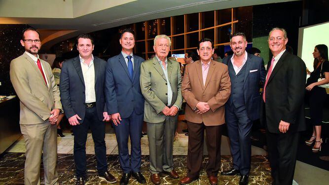 The Panama Clinic celebró su cóctel de fin de año