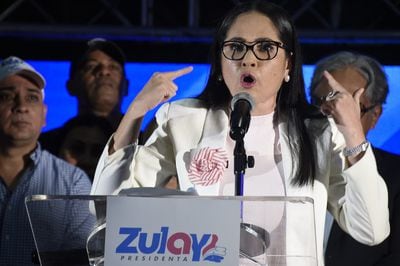 Lluvia de promesas y ataques en cierre de campaña de Zulay Rodríguez