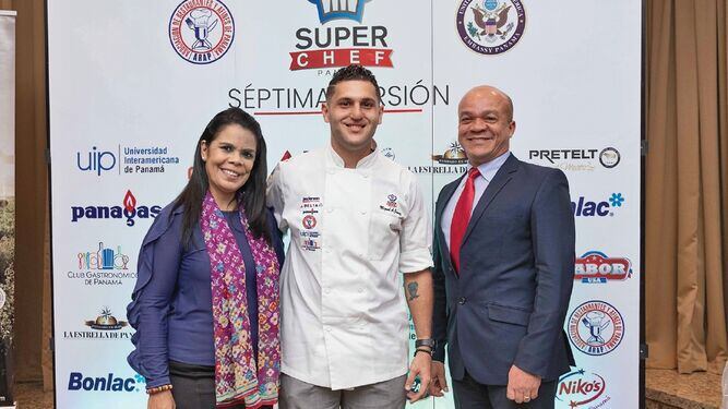 UIP becó a ganadores del programa Súper Chef Panamá