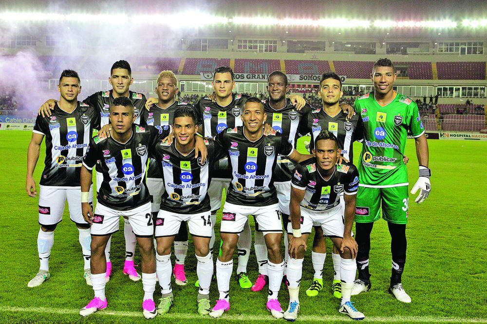 Plaza Amador y Tauro en otro súper clásico