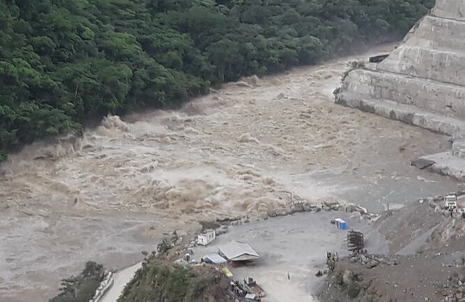 Cientos de evacuados en Colombia por emergencia en megaobra hidroeléctrica