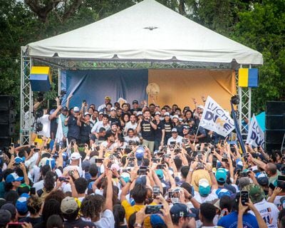 ‘Se acabó la dictadura de los corruptos en la Asamblea’: Juan Diego Vásquez cierra la campaña de Vamos y pide el voto independiente