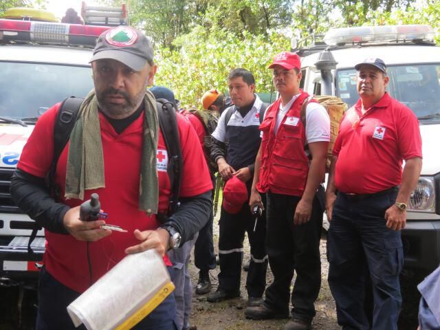 Equipo de la Cruz Roja de Costa Rica se suma a la búsqueda de holandesas