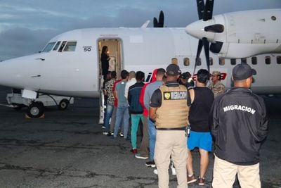 Migración realiza 26 deportaciones y 4 expulsiones de ciudadanos colombianos