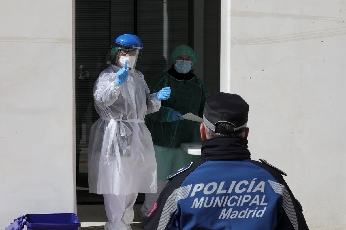 España supera los 4,000 muertos por coronavirus y suma más de 56,000 casos