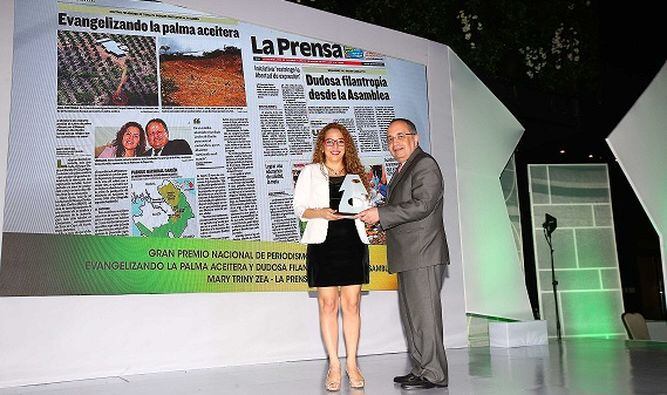 Periodistas de La Prensa ganan siete premios del Fórum