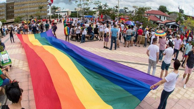 Costa Rica legaliza matrimonio igualitario