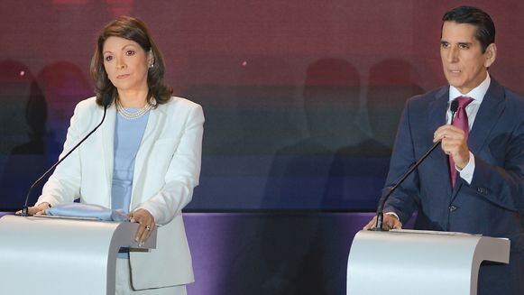 Sin diatribas ni choque de ideas en la primera noche estelar de los candidatos