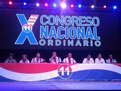 Alta asistencia de delegados en elección del CEN del PRD: 96% de los 4 mil 200 votaron