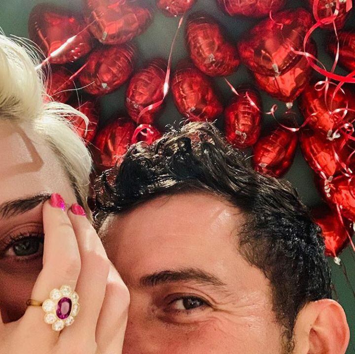 Con un anillo valorado en 5 millones de dólares, Katy Perry y Orlando Bloom se comprometen