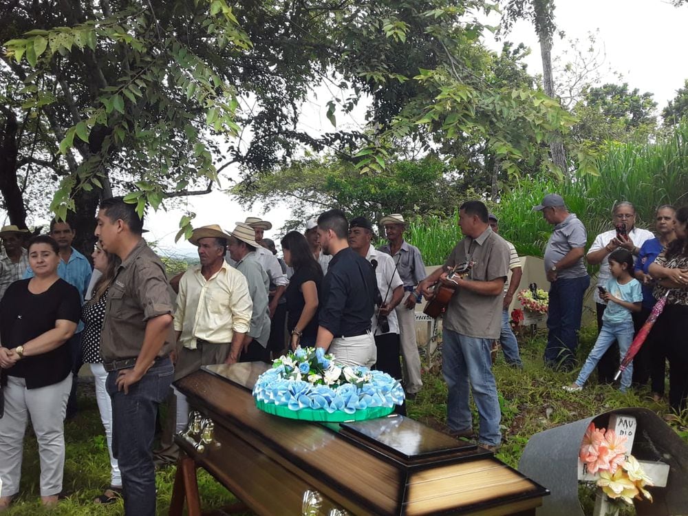 Despiden al último músico tradicional de la región del Canajagua