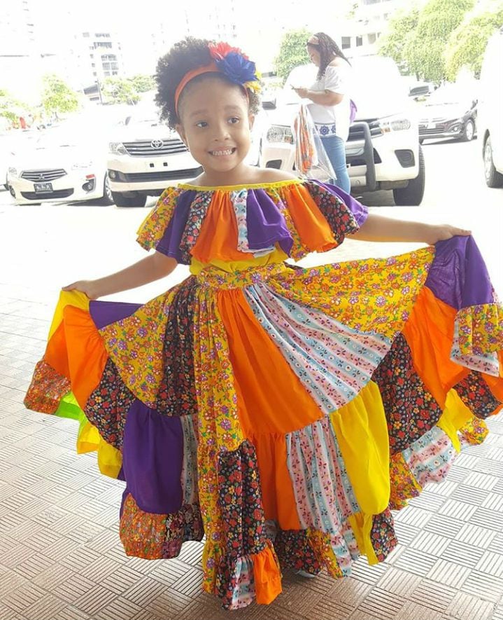 Orgullo y ternura: niños y niñas celebran el mes de la etnia negra