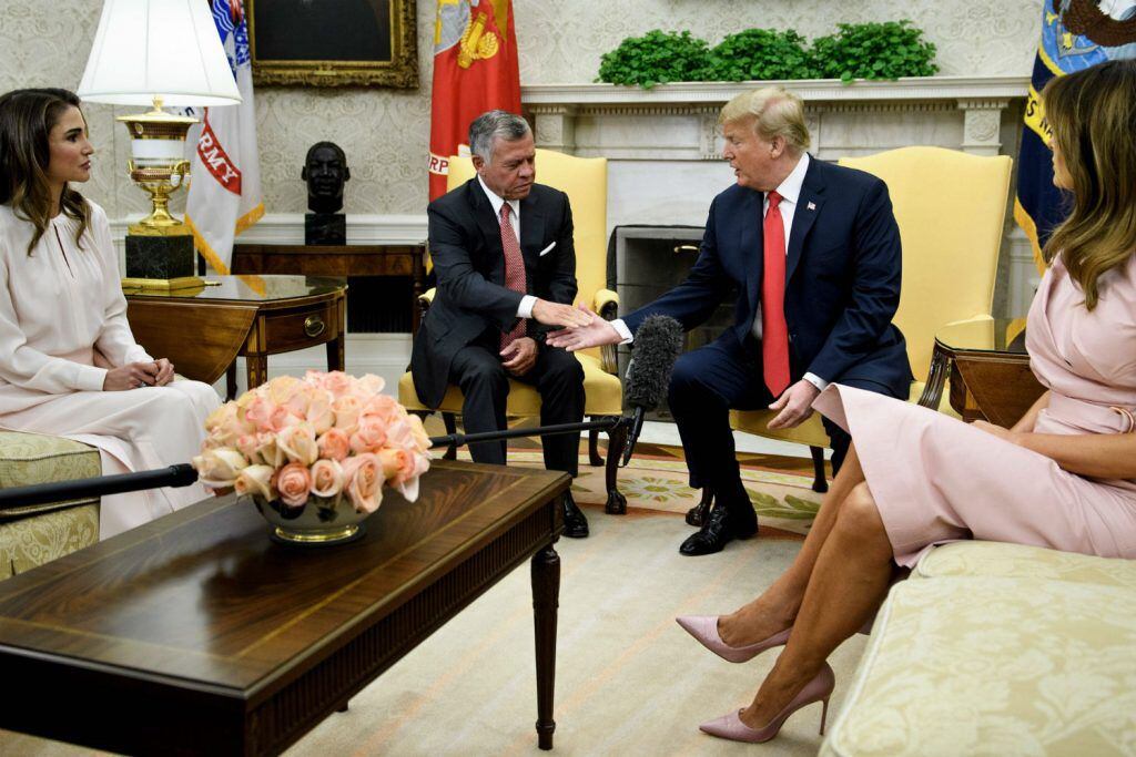 Melania Trump y Rania de Jordania, duelo en rosa
