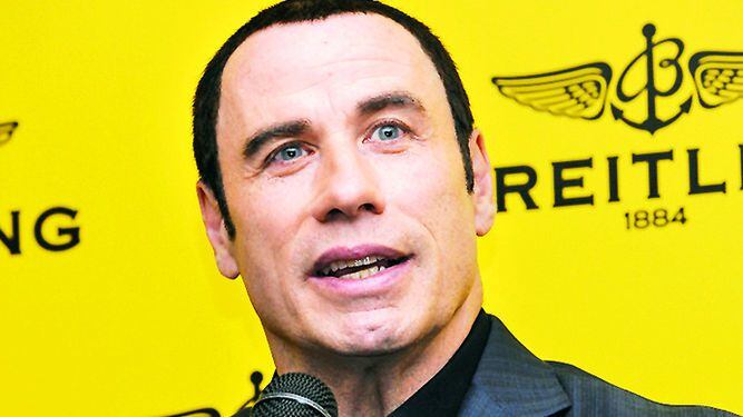 John Travolta hace donación para centro