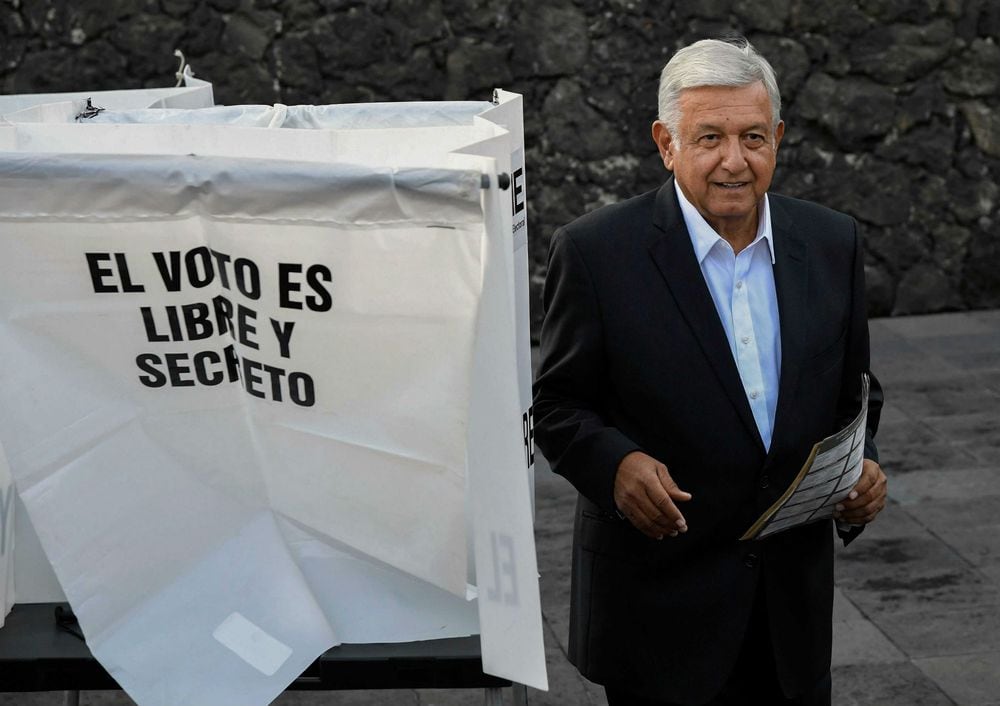 Los mexicanos comienzan a votar en las elecciones generales