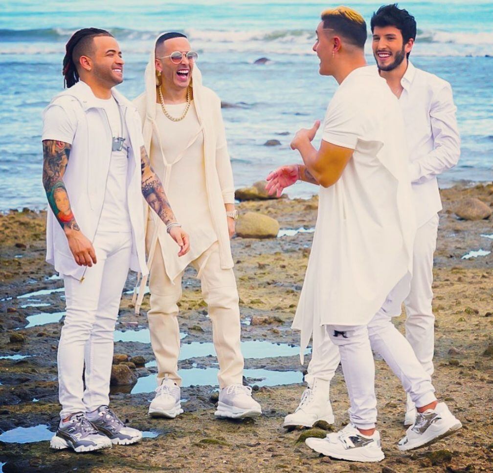 El video musical de Joey Montana, Nacho, Sebastián Yatra y Yandel en una playa en Panamá