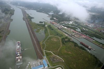 El Canal de Panamá aumentará a 32 los tránsitos diarios de buques en junio