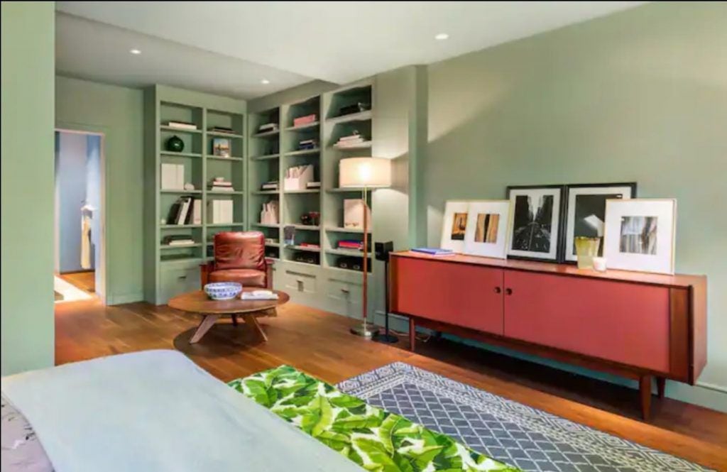 Así es el apartamento de Carrie Bradshaw que podrás rentar en Airbnb