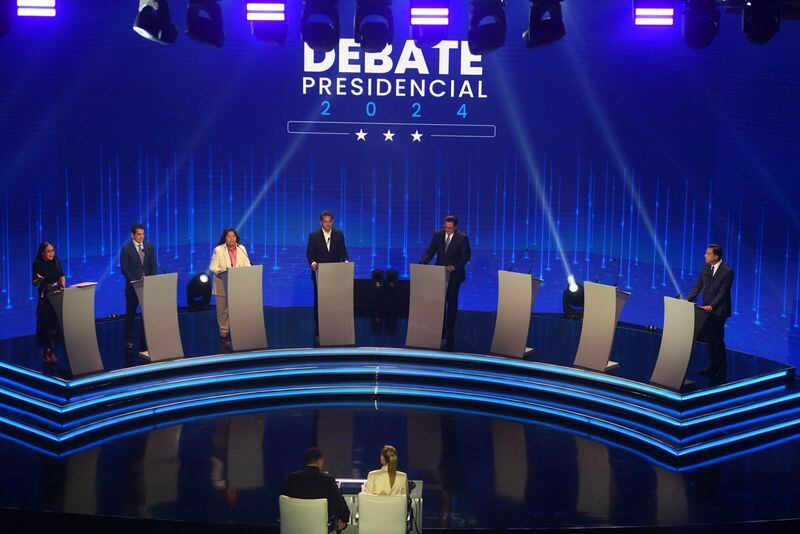 Minuto a minuto: 6 de los 8 candidatos presidenciales acuden al último debate de cara a las elecciones
